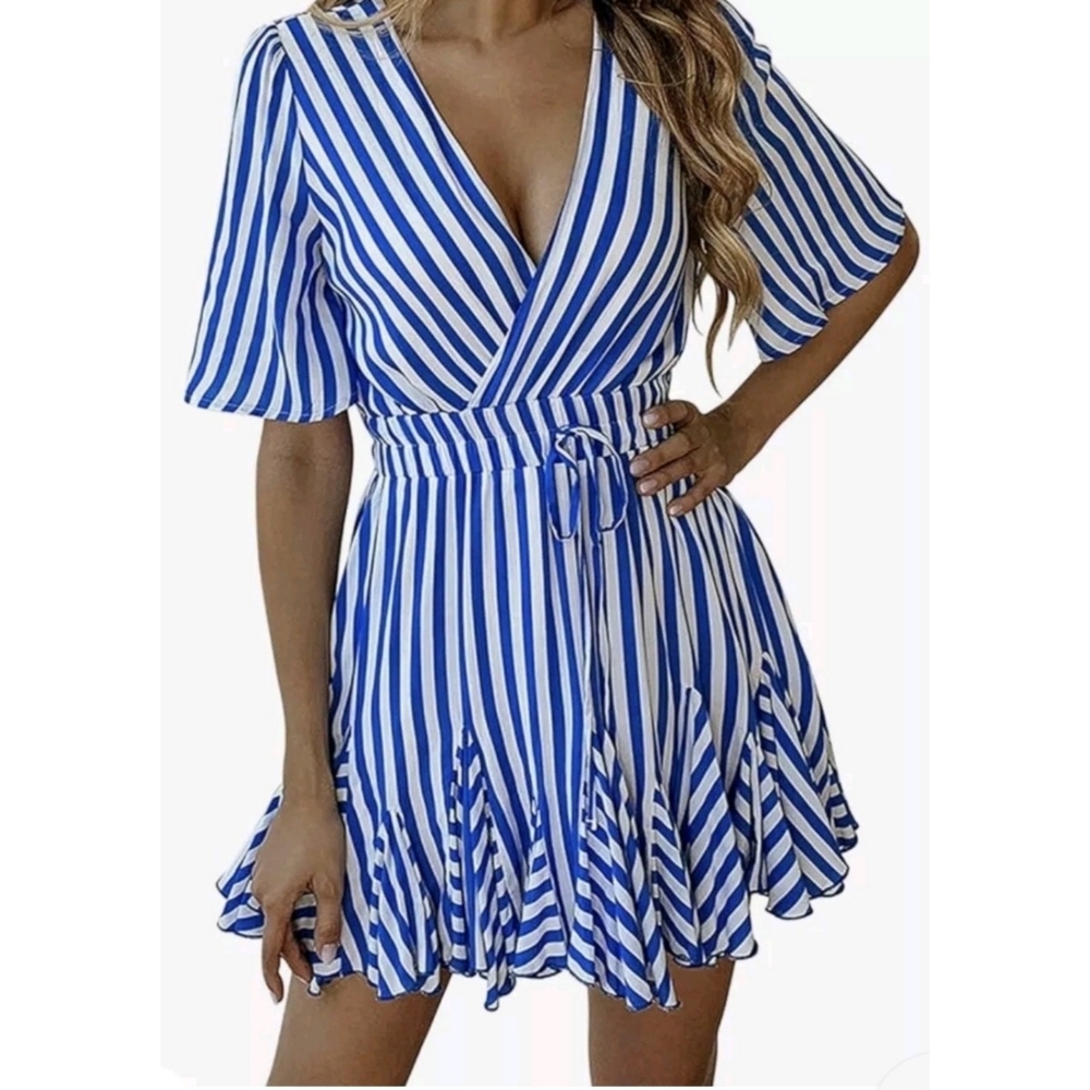 PrettyGarden V-neck Striped Half Sleeve Ruffle Hem Mini dress Blue & White S